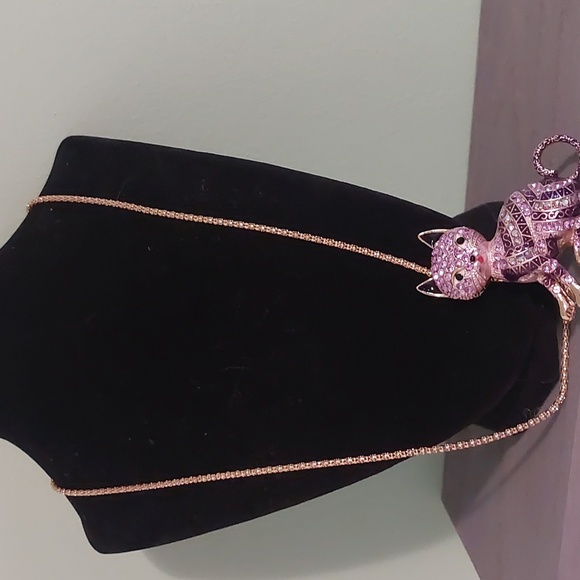 Betsey Johnson Purple Rhinestone Cat Brooch Pendant Necklace 26" - Picture 6 of 17